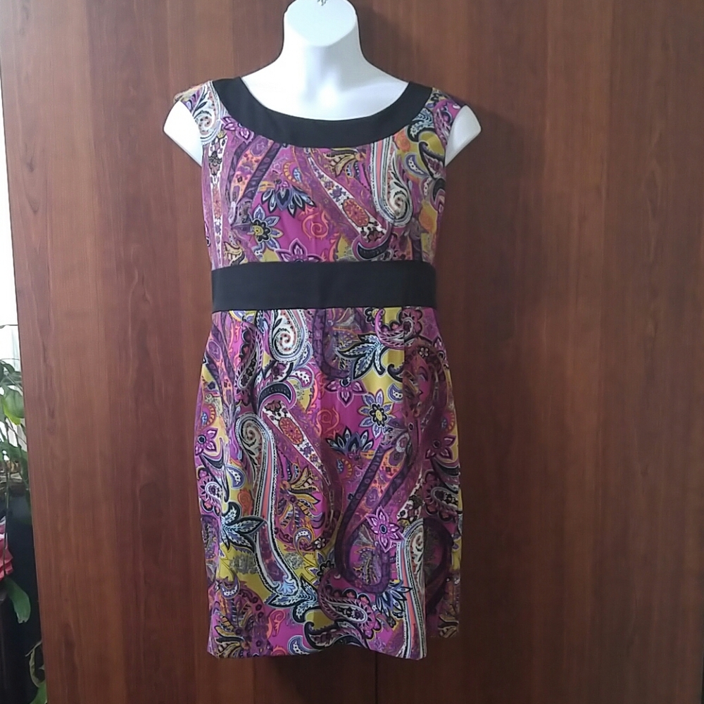 Fuchsia paisley sleeveless midi dress size 14